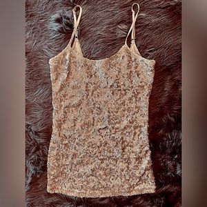 ⚜️BKE Boutique sequined gold tank!!  MEDIUM